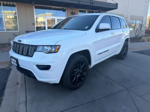 Photos of 2020 Jeep Grand Cherokee Altitude 4x4 for sale in Littleton, CO at AutoTrek