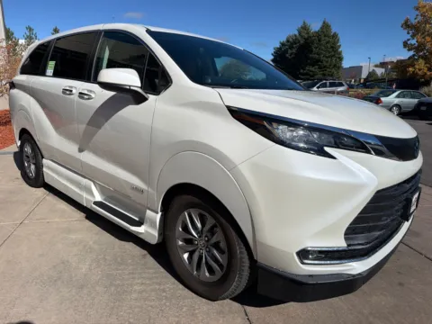 More photos of 2021 Toyota Sienna XLE VMI Mobility Van at AutoTrek, CO