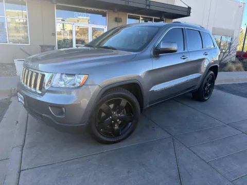 Photos of 2012 Jeep Grand Cherokee Laredo for sale in Littleton, CO at AutoTrek