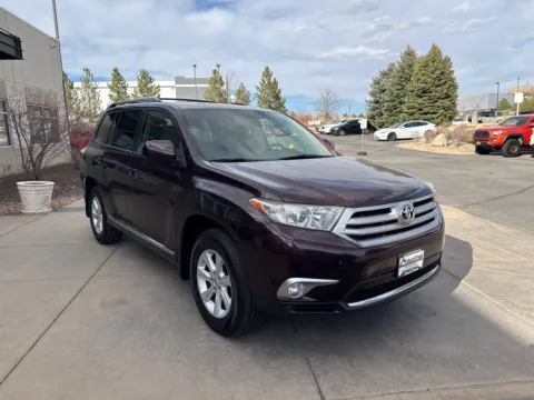 More photos of 2011 Toyota Highlander Base V6 at AutoTrek, CO