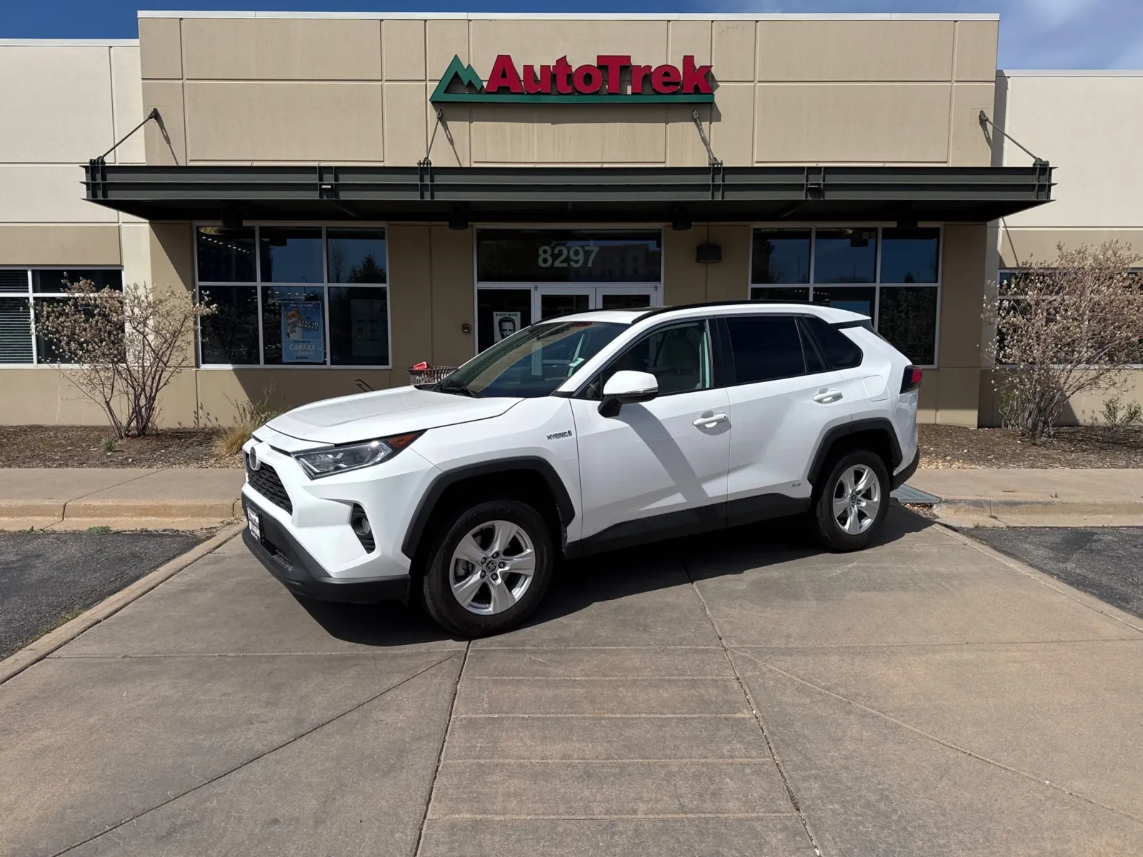 White 2021 Toyota RAV4 Hybrid XLE for sale in Littleton, CO