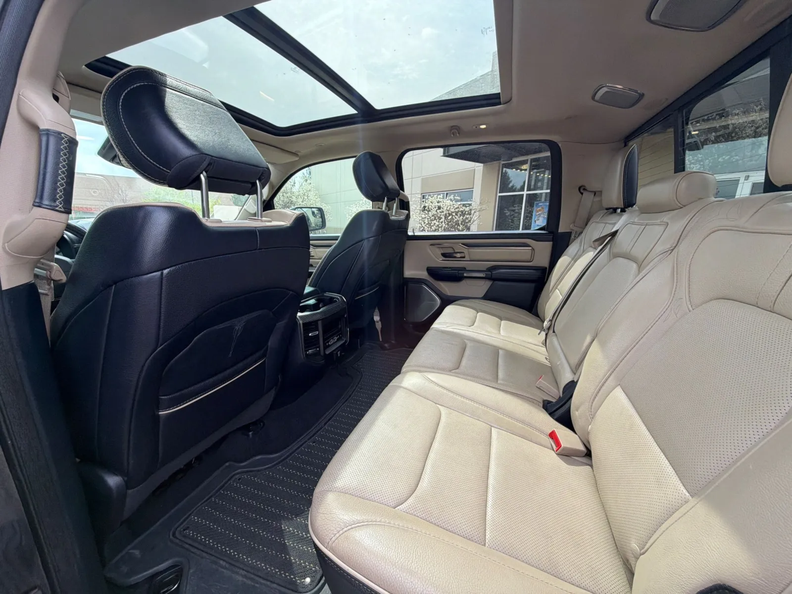 2019 RAM Ram 1500 Pickup Limited - Photo 17
