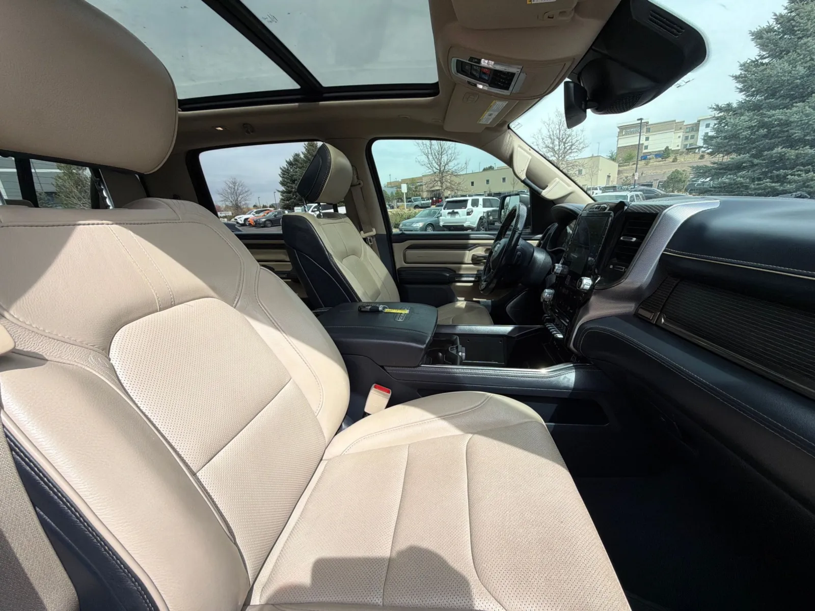 2019 RAM Ram 1500 Pickup Limited - Photo 15
