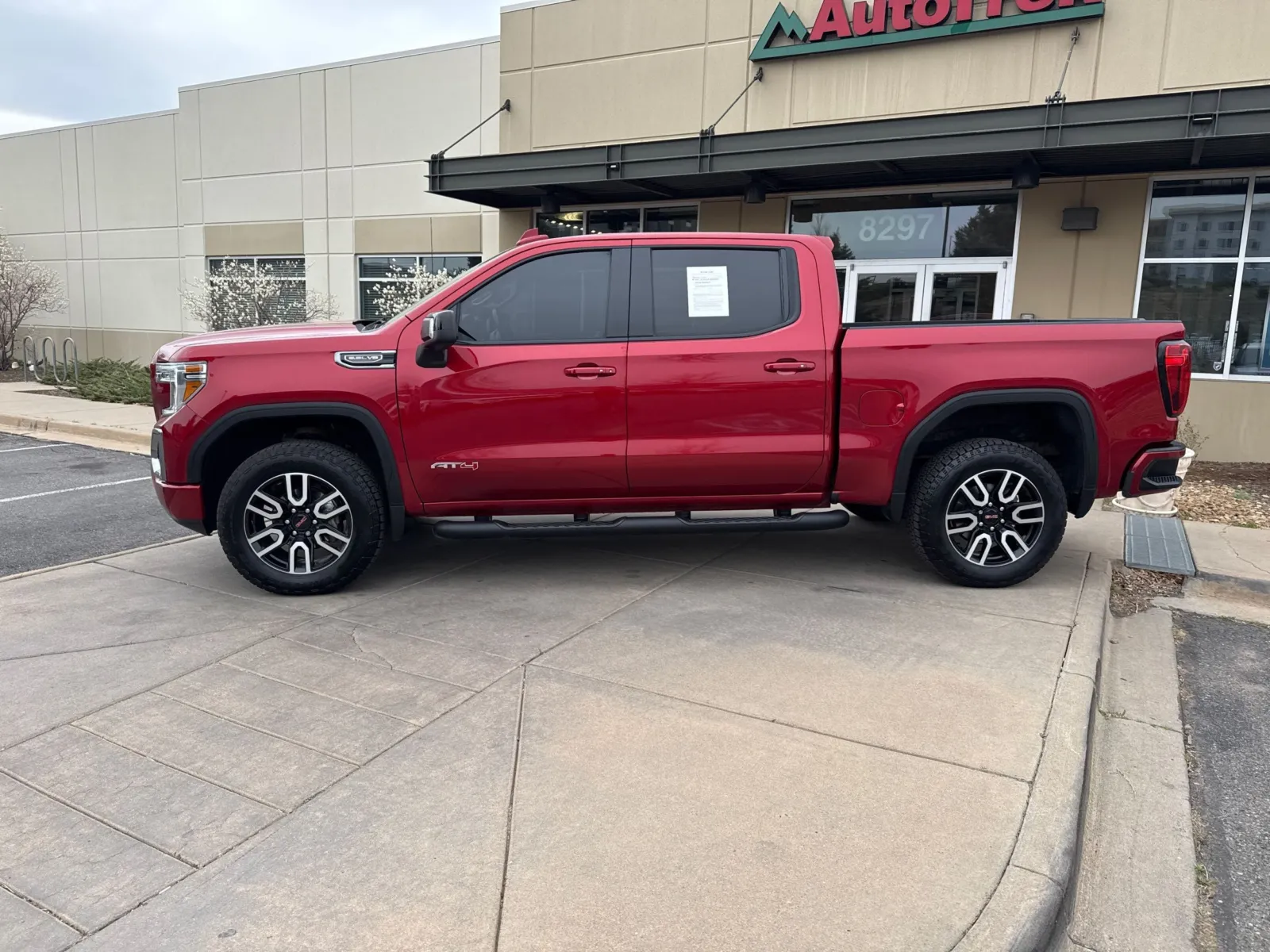 2021 GMC Sierra 1500 AT4 - Photo 11