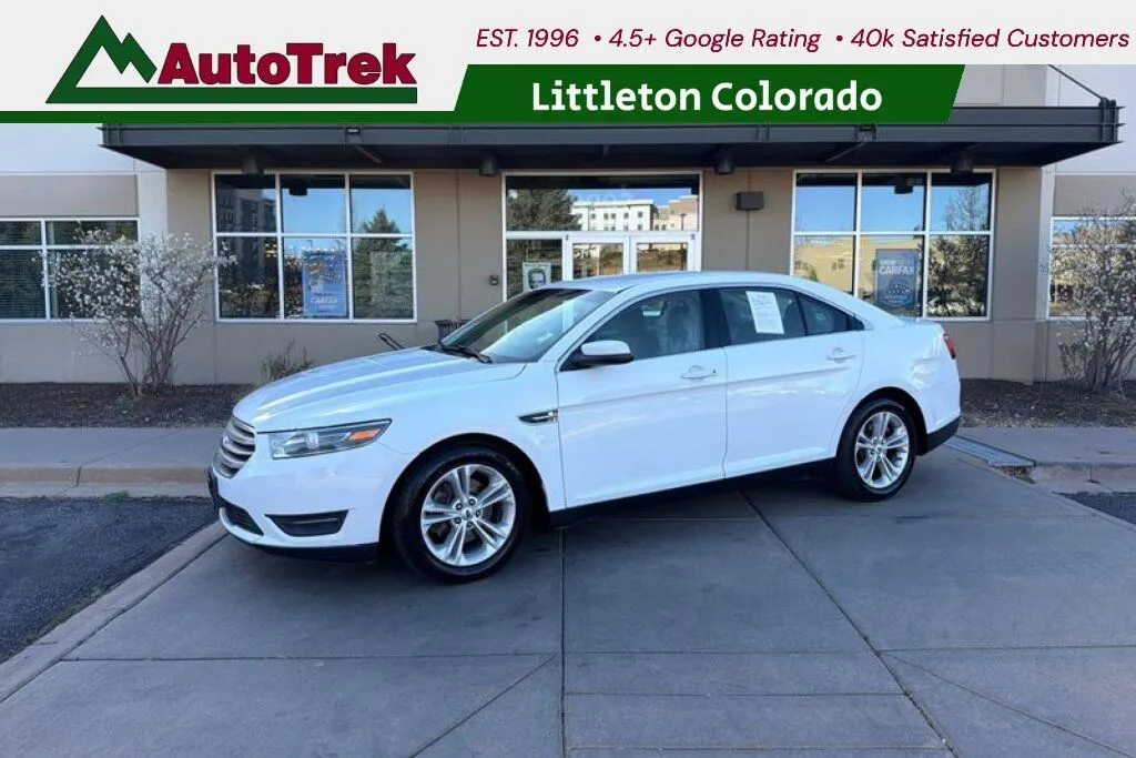 2015 Ford Taurus SEL