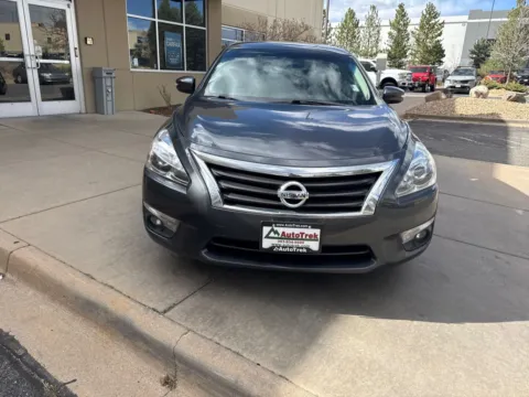 Another view of 2013 Nissan Altima 3.5 SV for sale in Littleton, CO at AutoTrek