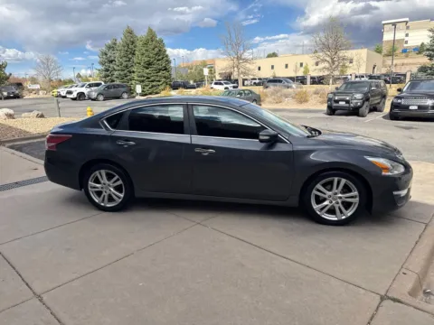 More photos of 2013 Nissan Altima 3.5 SV at AutoTrek, CO