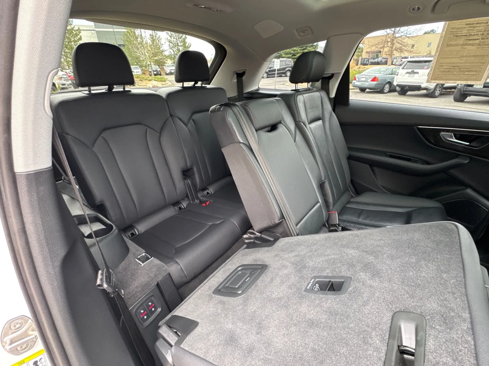 Audi Q7 photo 24