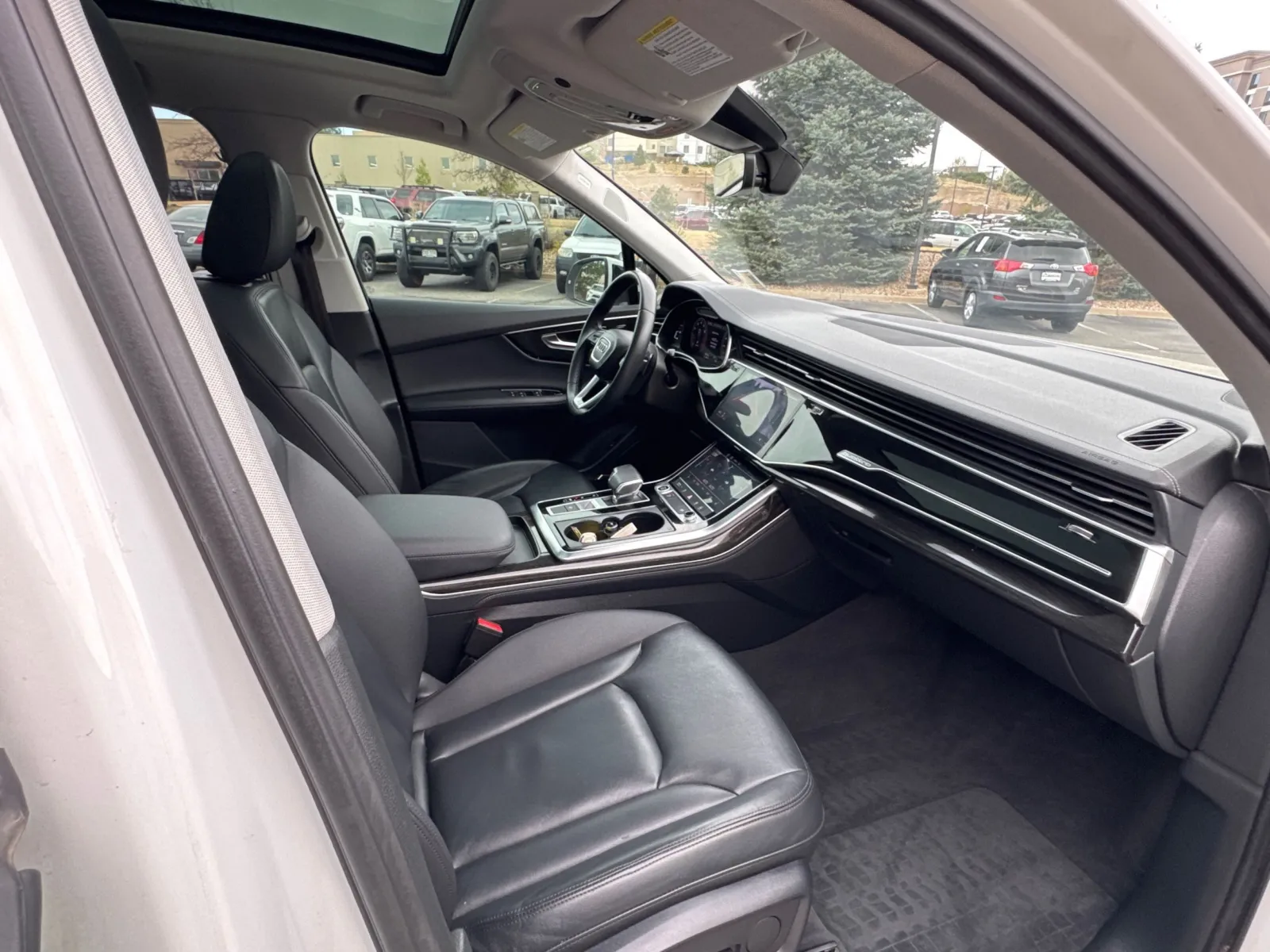 Audi Q7 photo 17