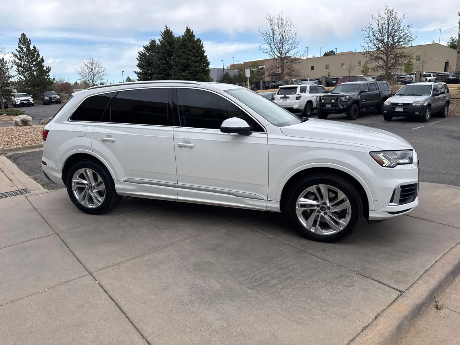 Audi Q7 photo 5
