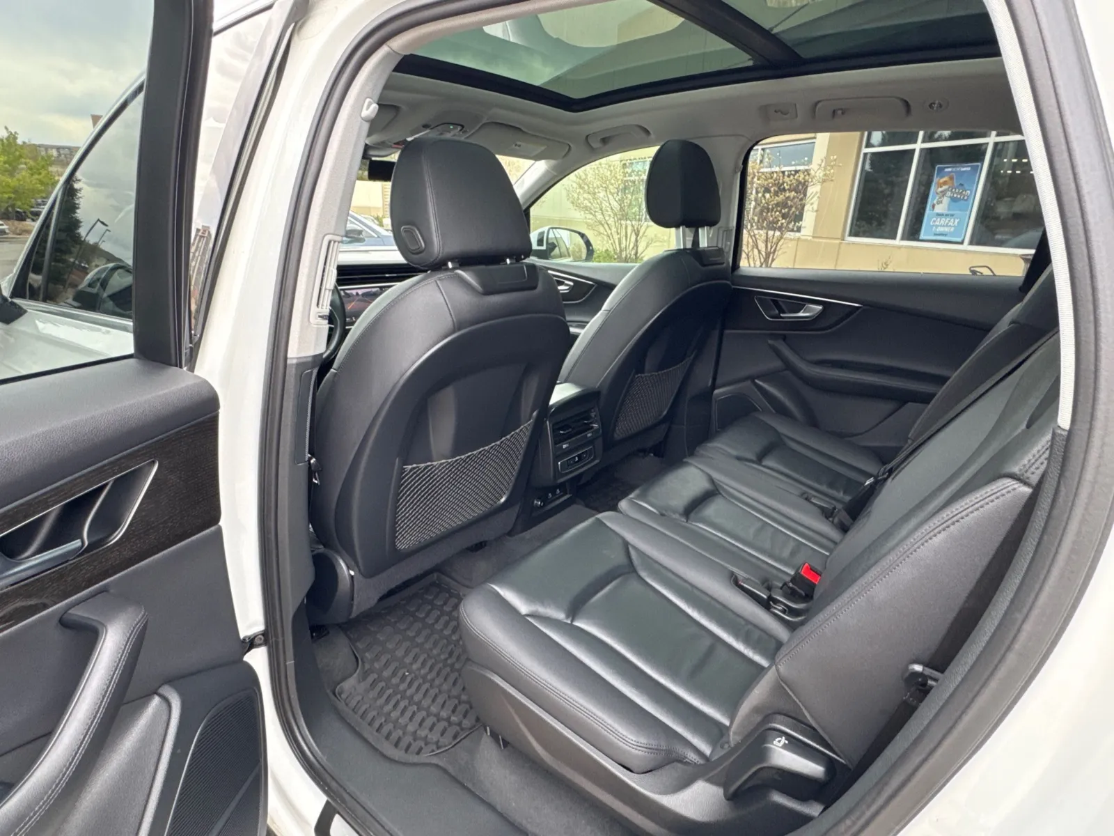 Audi Q7 photo 26