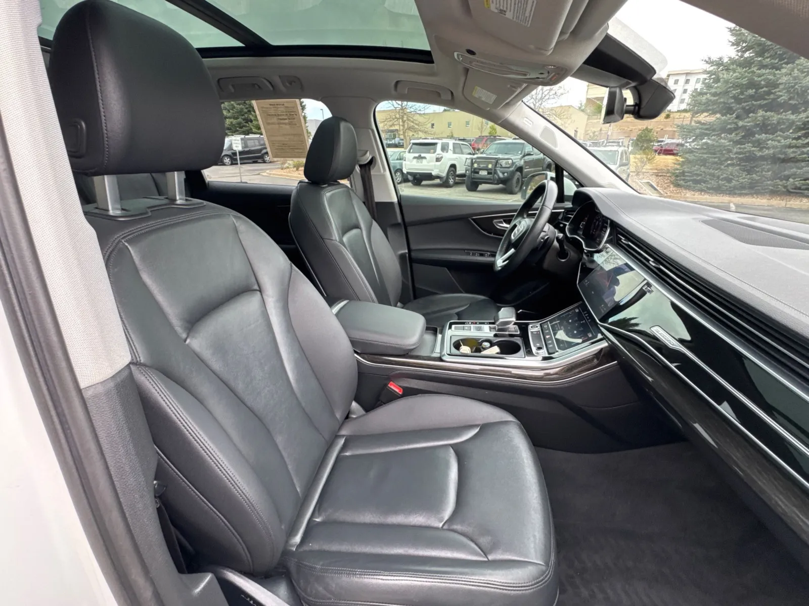 Audi Q7 photo 18