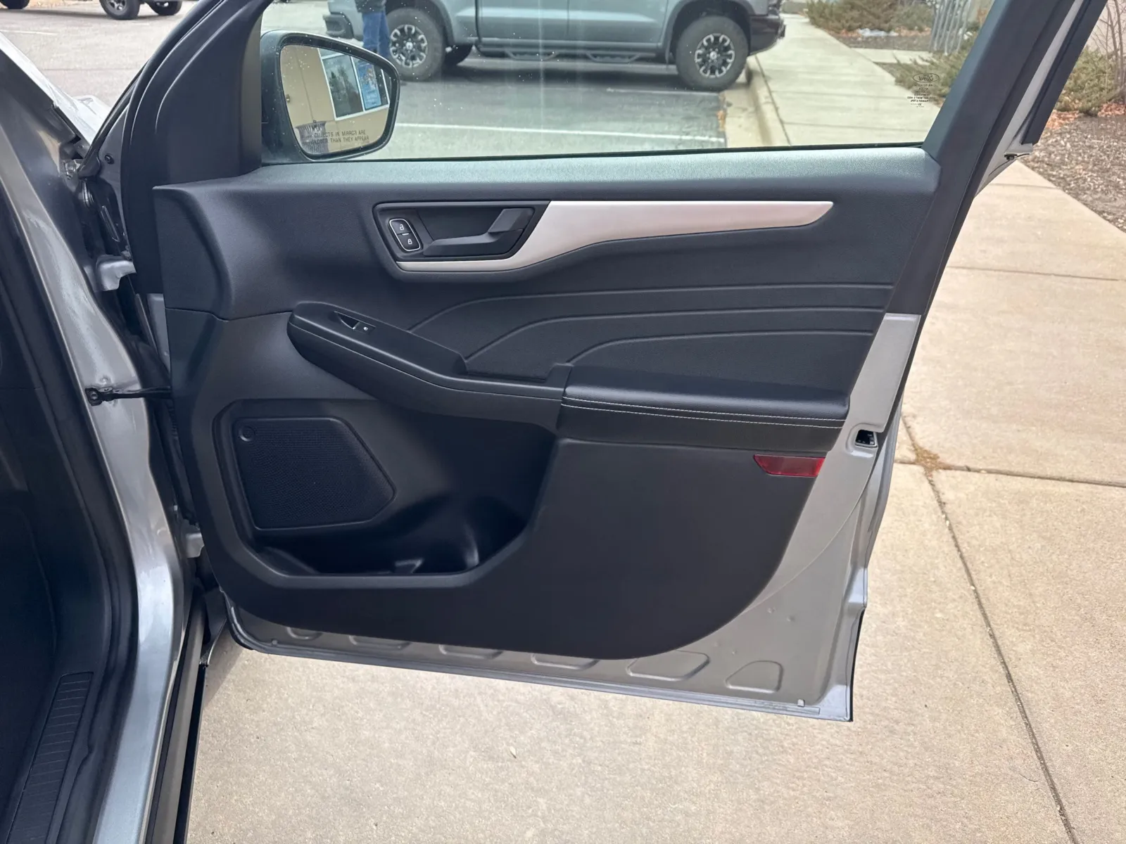 2022 Ford Escape SE - Photo 17