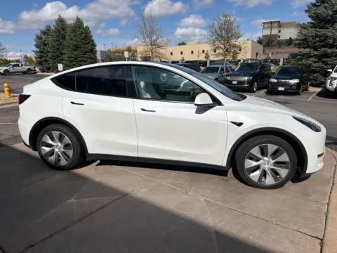 More photos of 2020 Tesla Model Y Long Range Dual Motor All-Wheel Drive at AutoTrek, CO