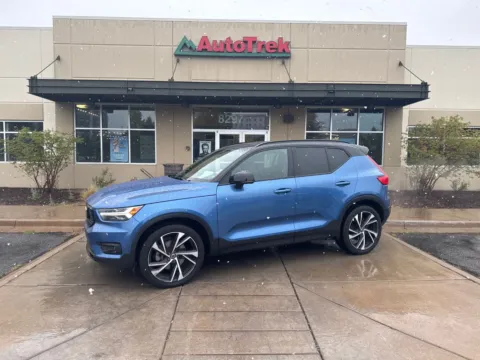 Blue 2020 Volvo XC40 T5 R-Design for sale in Littleton, CO