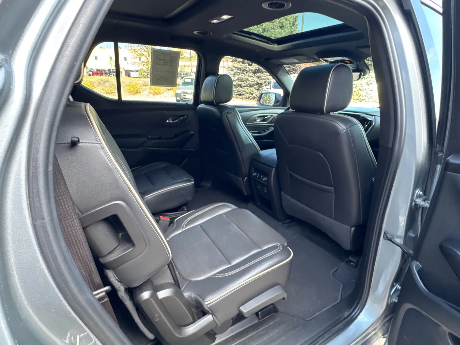 Chevrolet Traverse photo 21