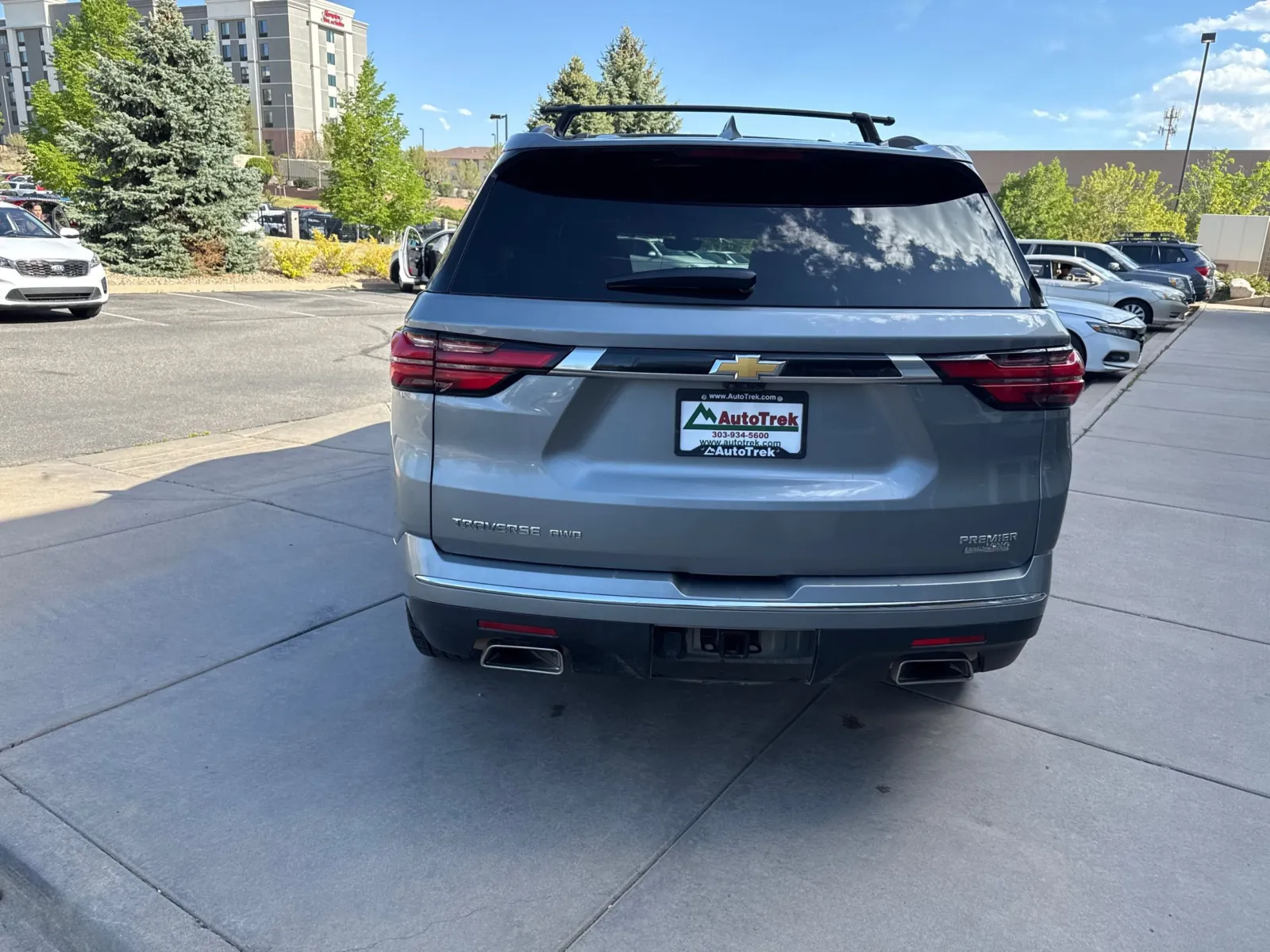 Chevrolet Traverse photo 8