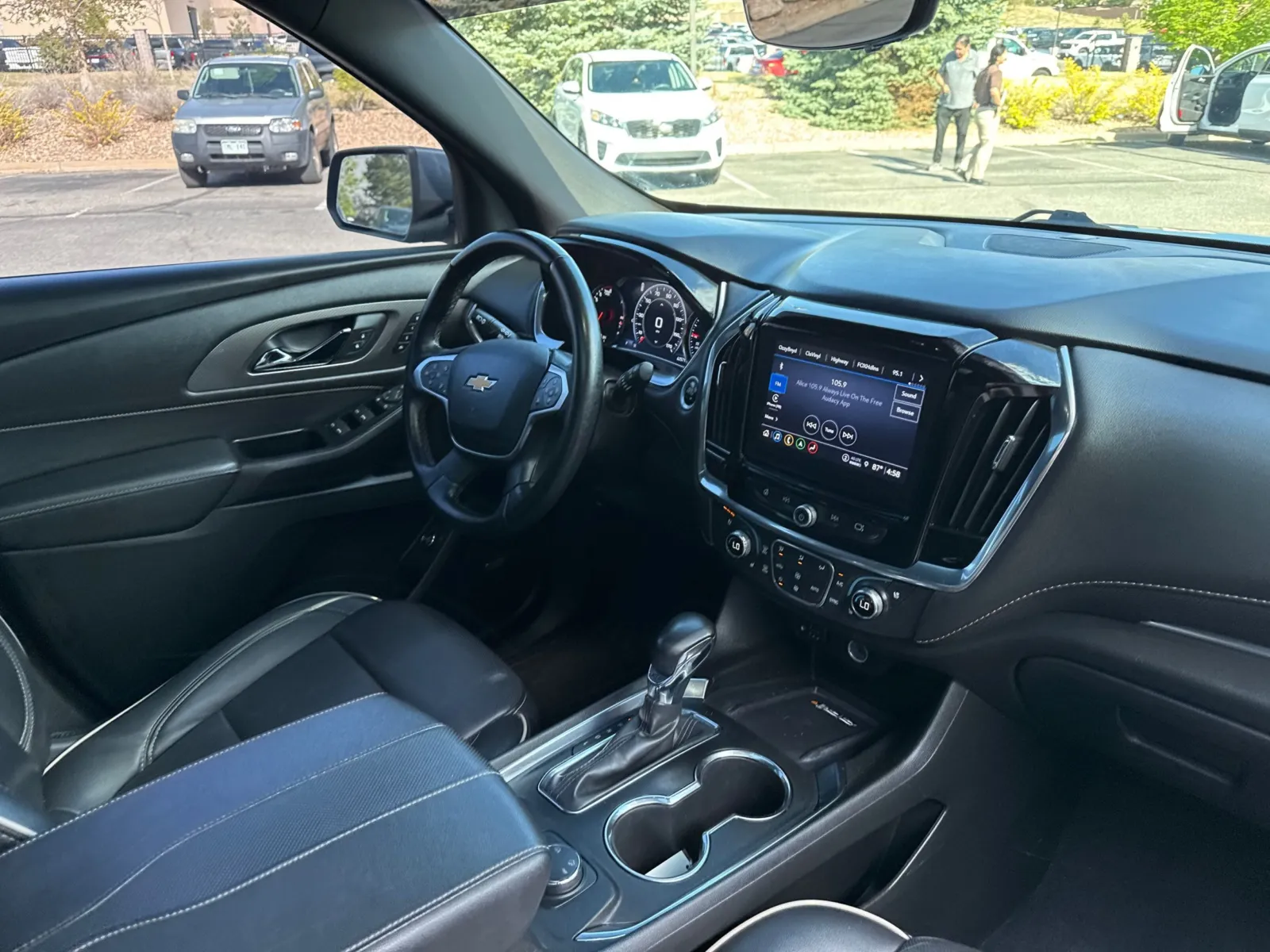 Chevrolet Traverse photo 19