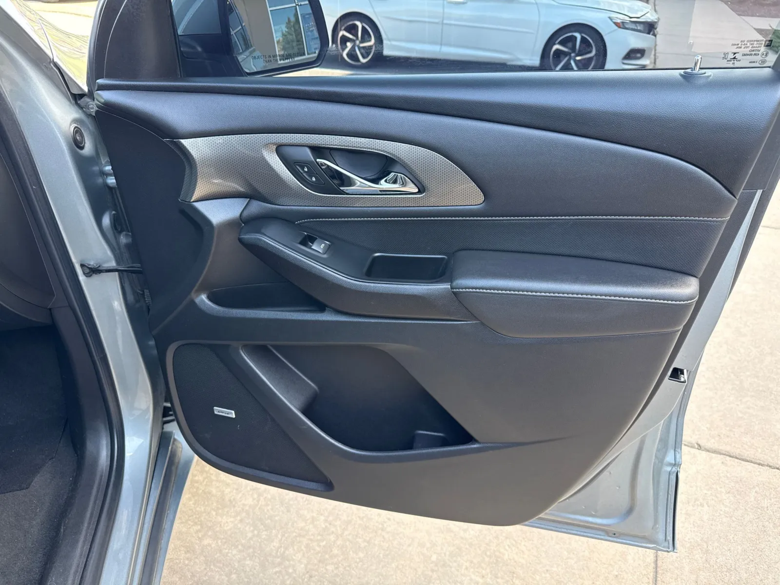 Chevrolet Traverse photo 16