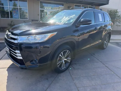 Photos of 2019 Toyota Highlander LE for sale in Littleton, CO at AutoTrek