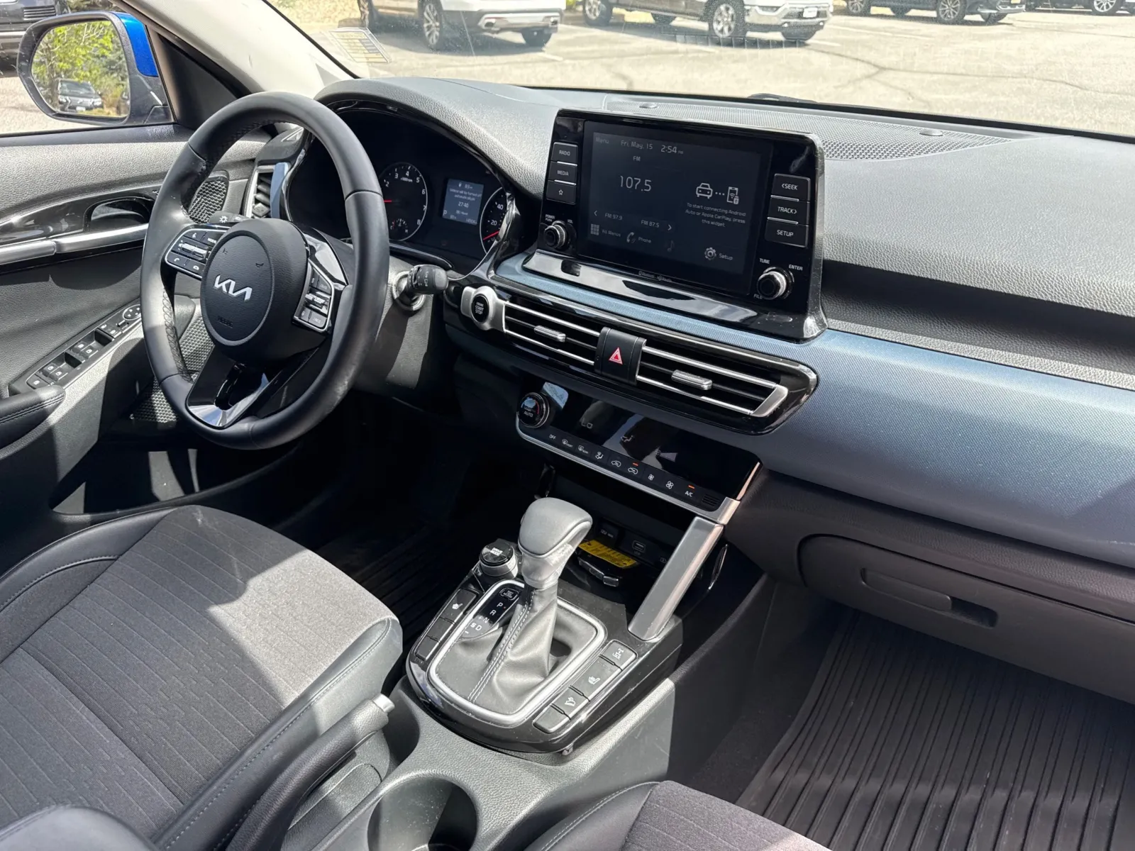 Kia Seltos photo 18