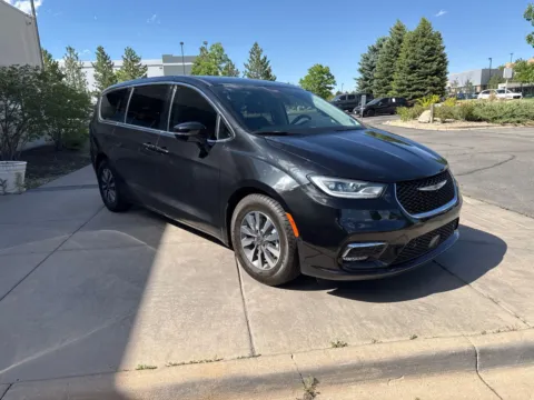More photos of 2022 Chrysler Pacifica Hybrid Touring L at AutoTrek, CO