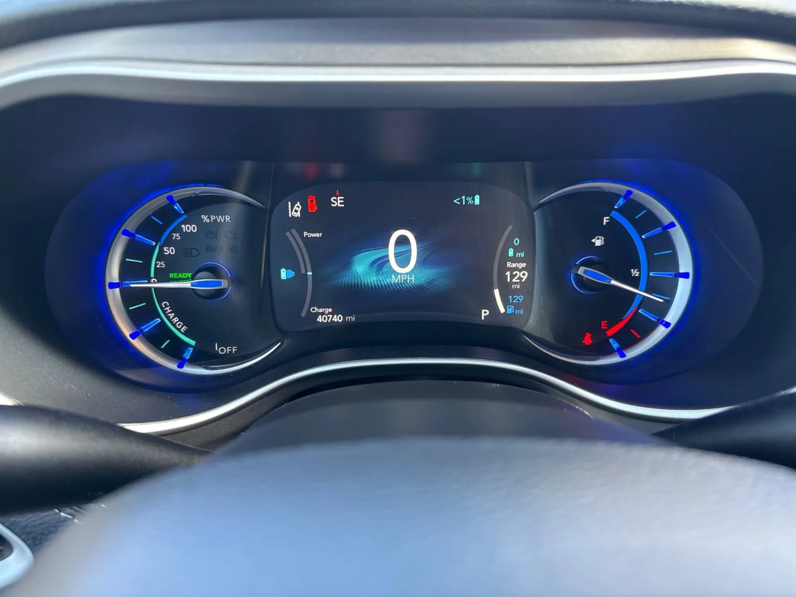 Chrysler Pacifica photo 32