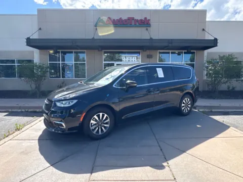 Black 2022 Chrysler Pacifica Hybrid Touring L for sale in Littleton, CO