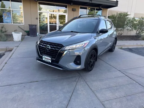 Photos of 2021 Nissan Kicks SR Xtronic CVT for sale in Littleton, CO at AutoTrek