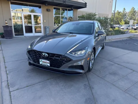 Photos of 2023 Hyundai Sonata SEL for sale in Littleton, CO at AutoTrek