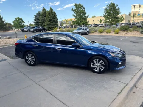 More photos of 2022 Nissan Altima S FWD at AutoTrek, CO