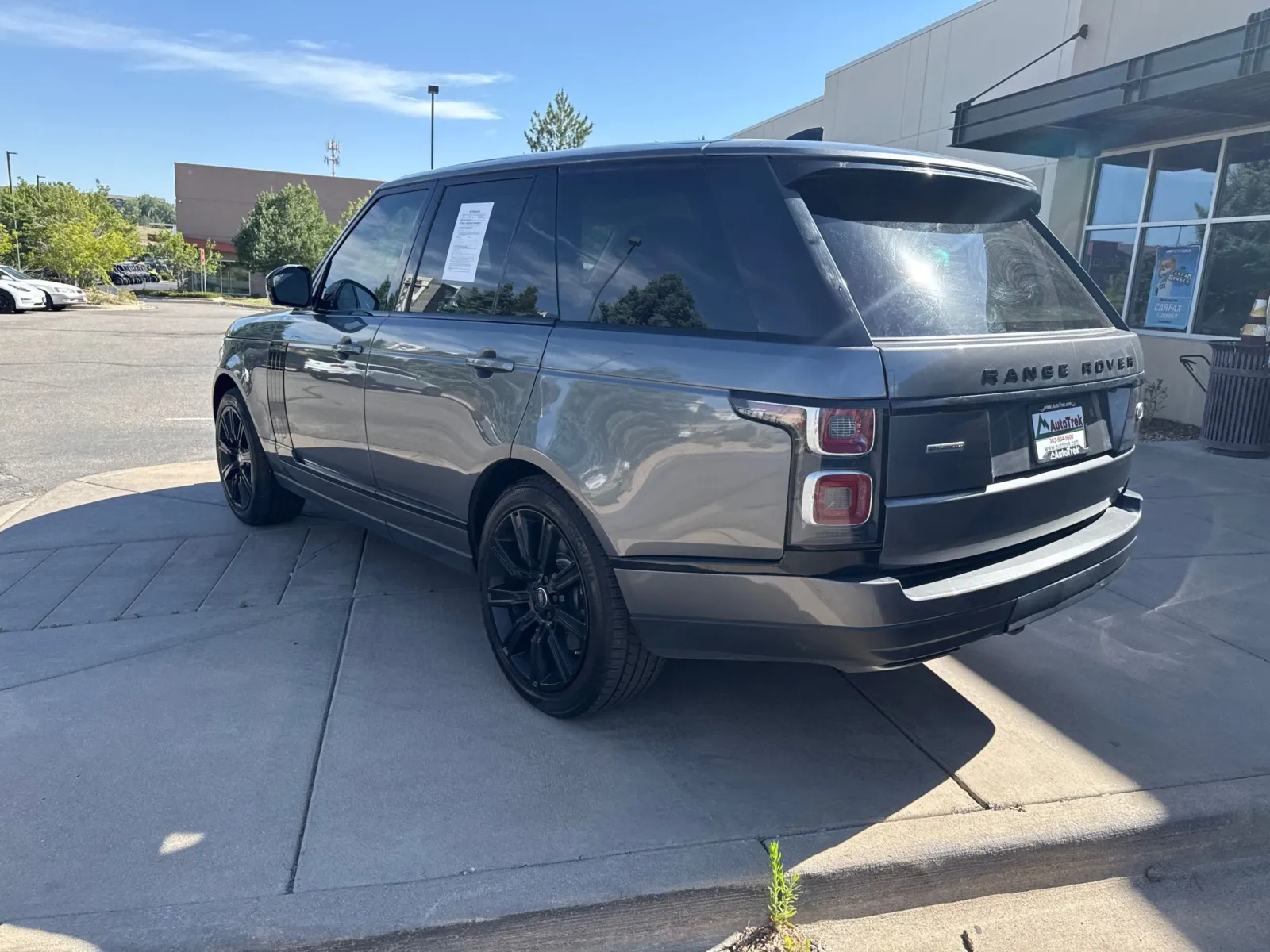 Land Rover Range Rover photo 8