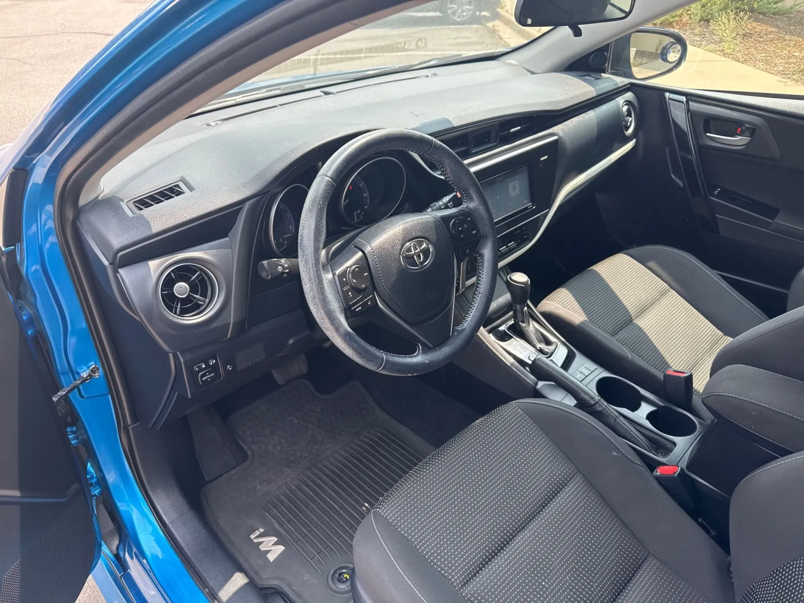 Toyota Corolla iM photo 25