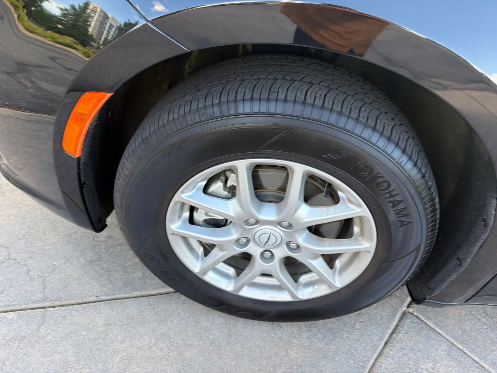 Chrysler Pacifica photo 11