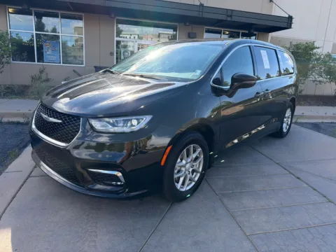 Photos of 2025 Chrysler Pacifica Select for sale in Littleton, CO at AutoTrek