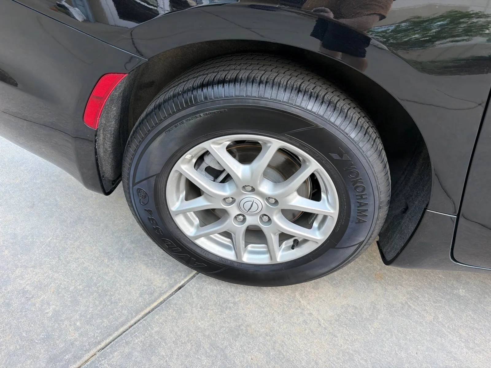 Chrysler Pacifica photo 13