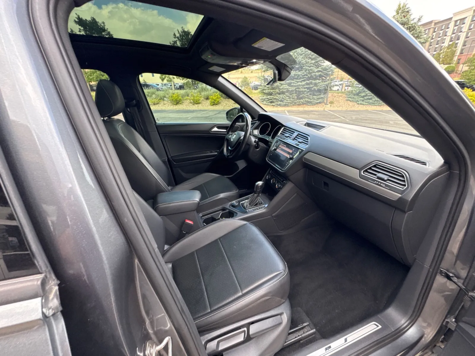 Volkswagen Tiguan photo 16