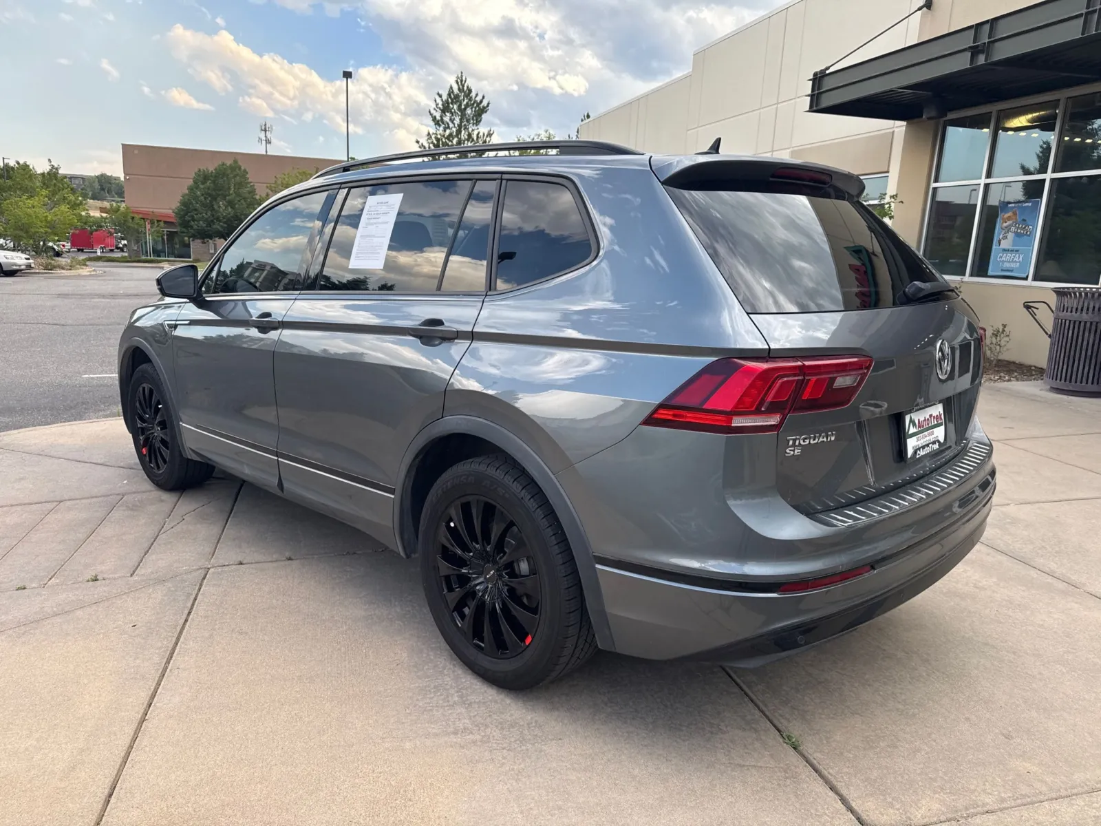 Volkswagen Tiguan photo 8