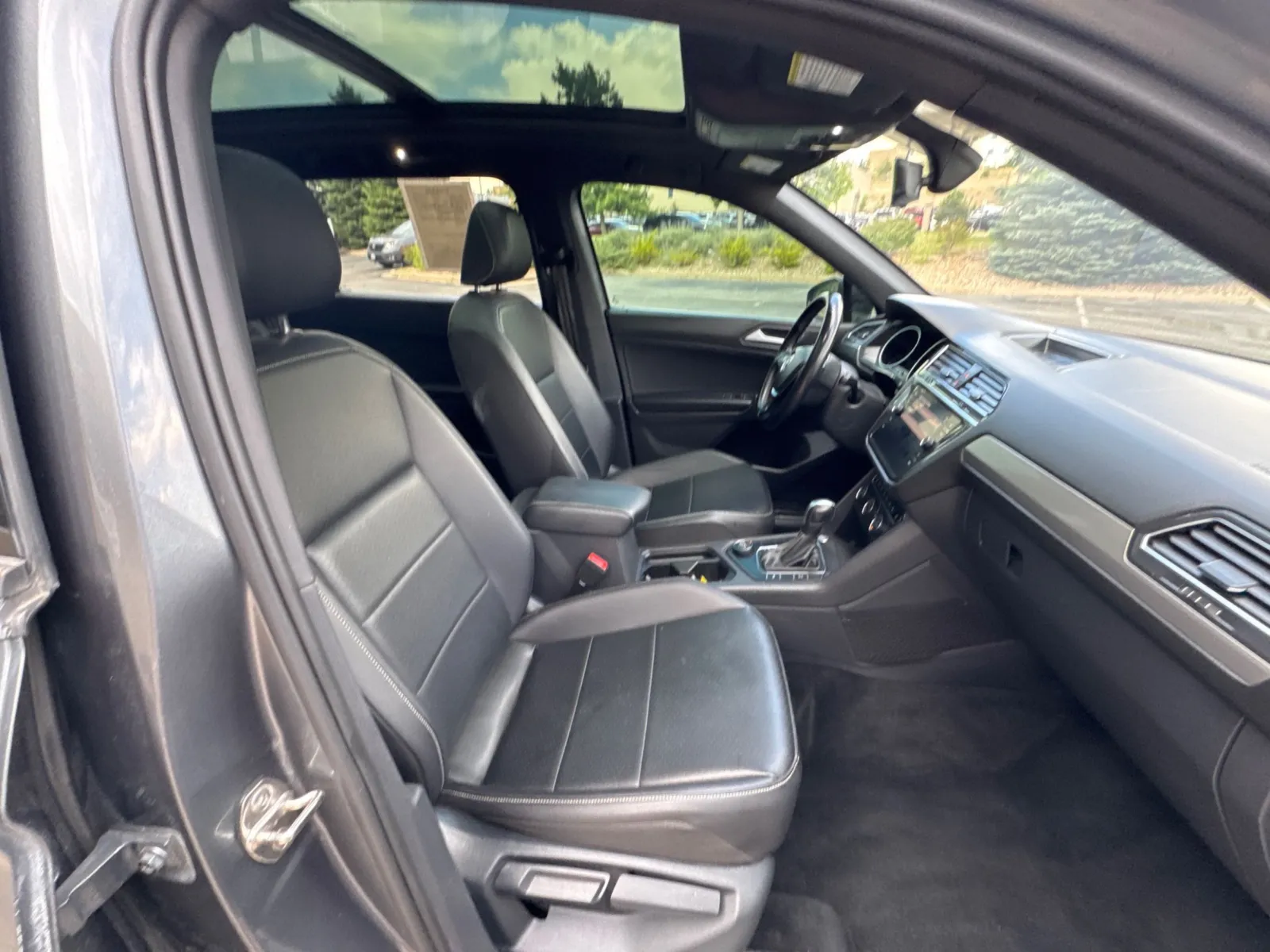 Volkswagen Tiguan photo 17