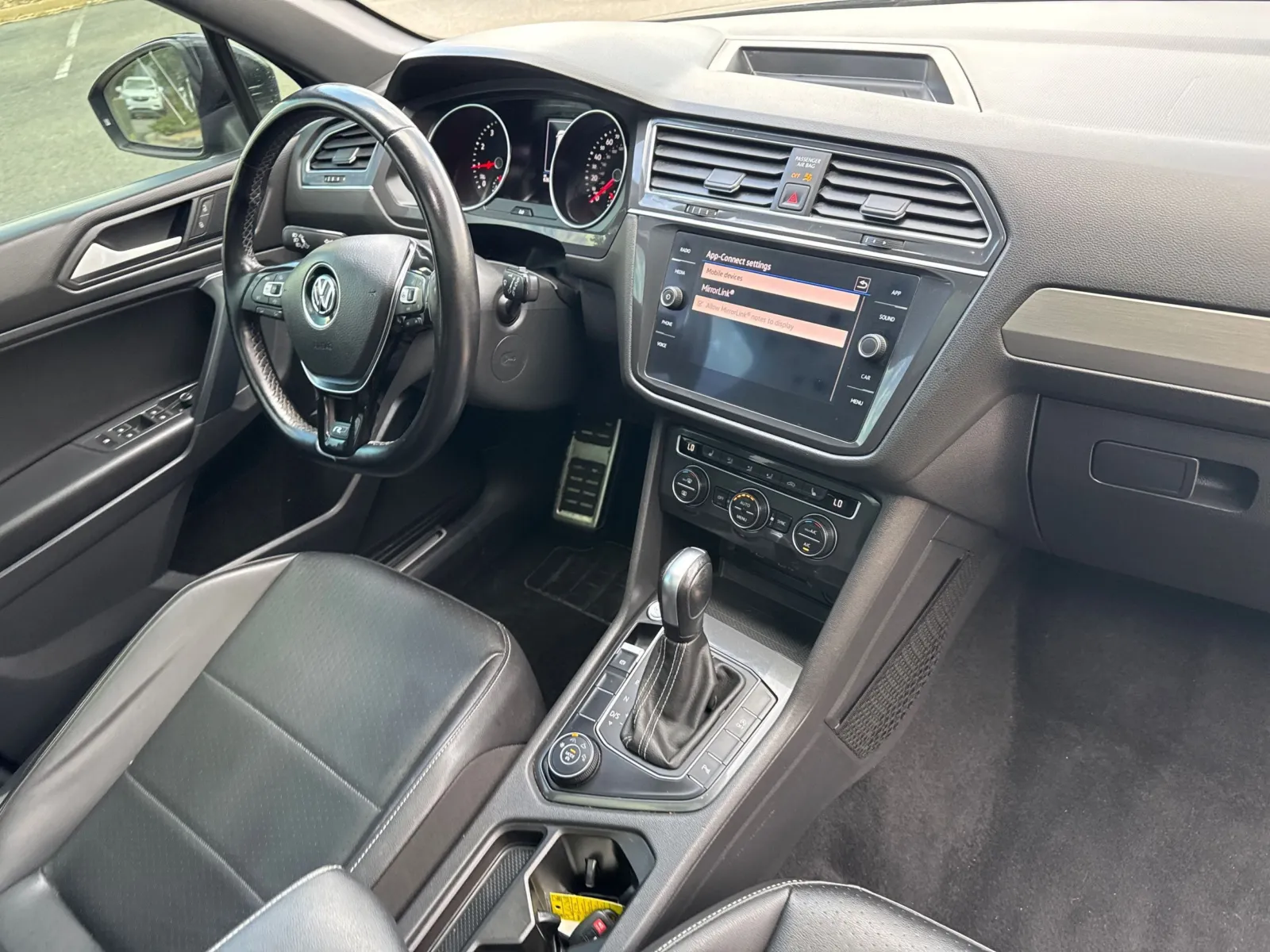 Volkswagen Tiguan photo 18