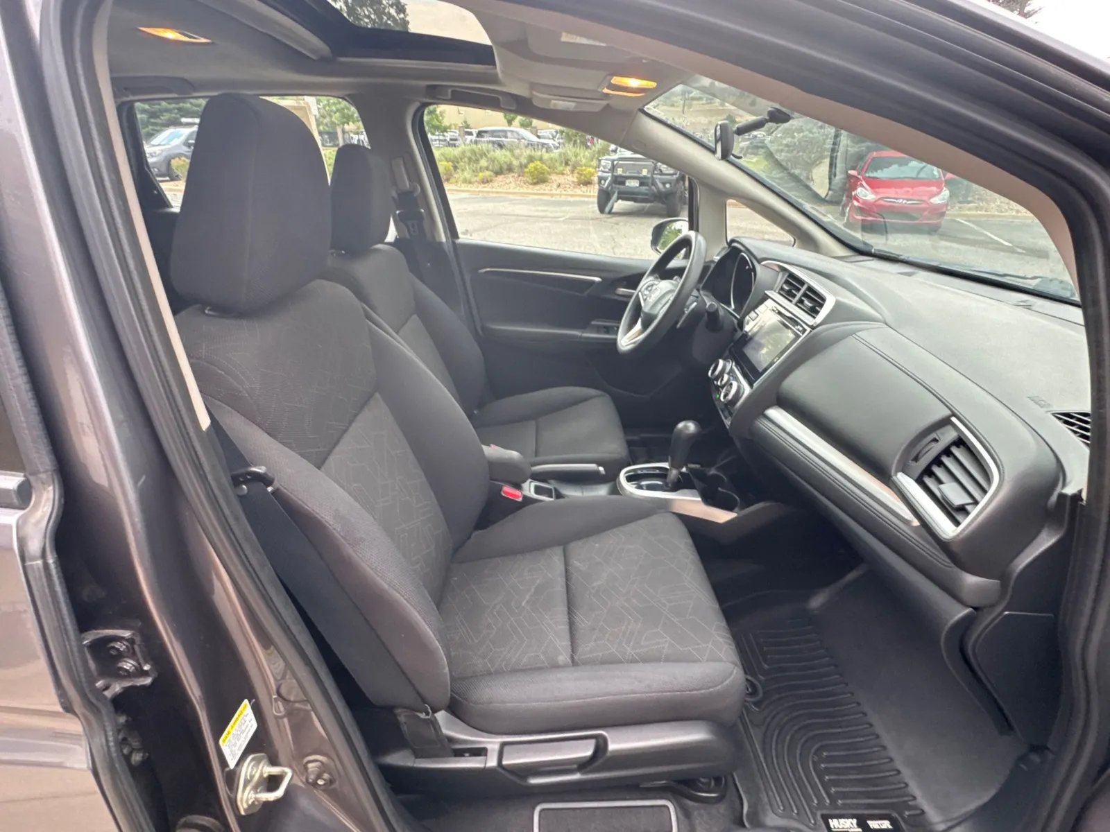 Honda Fit photo 18