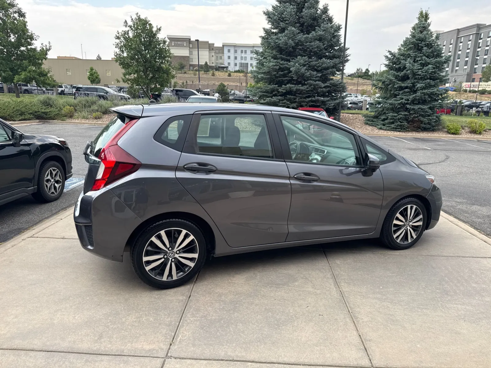 Honda Fit photo 6