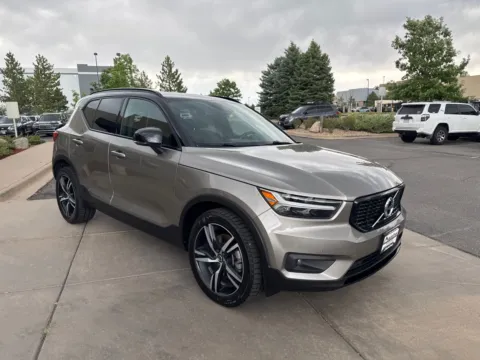 More photos of 2022 Volvo XC40 T5 R-Design at AutoTrek, CO