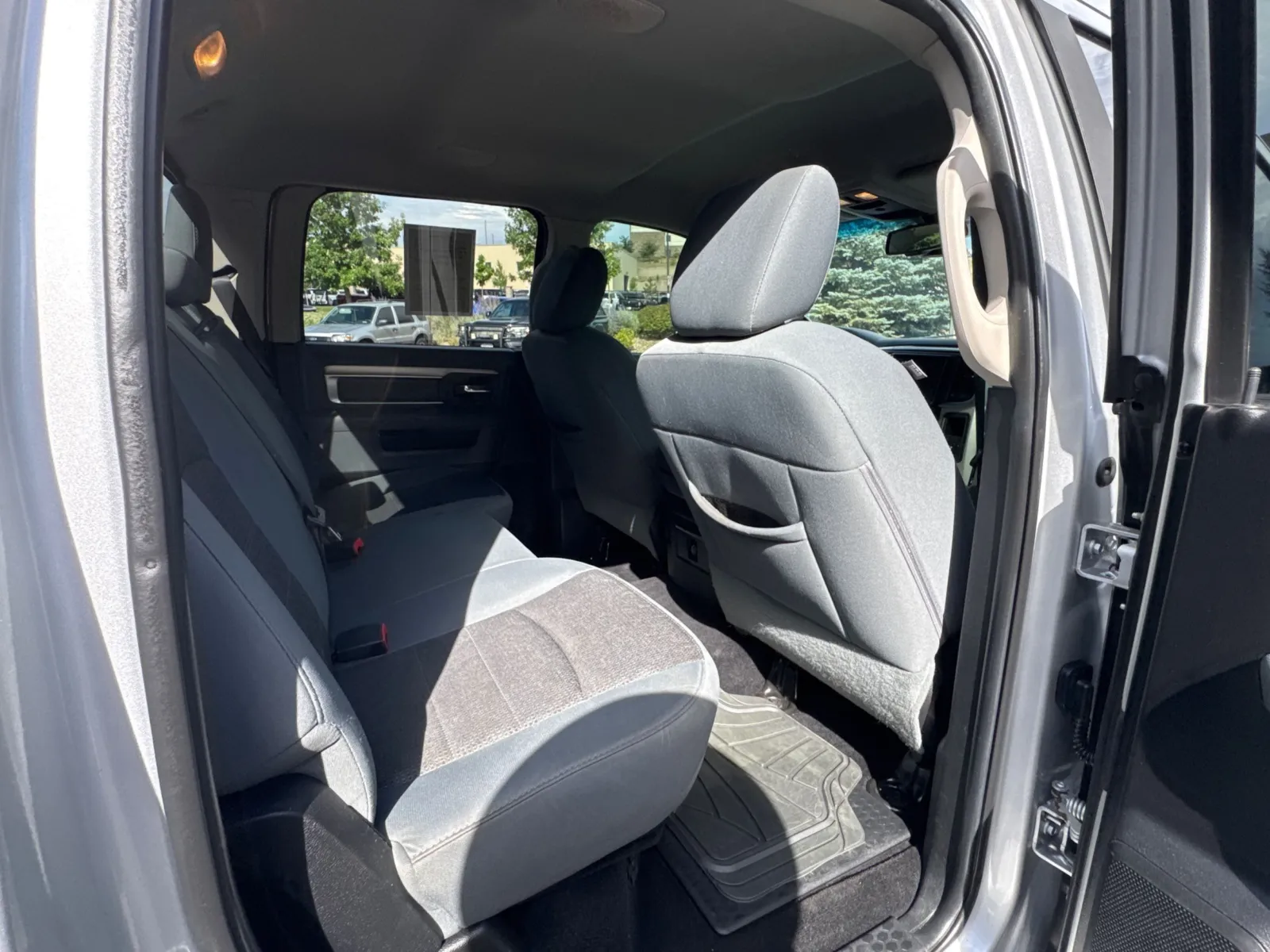 Ram 1500 photo 18