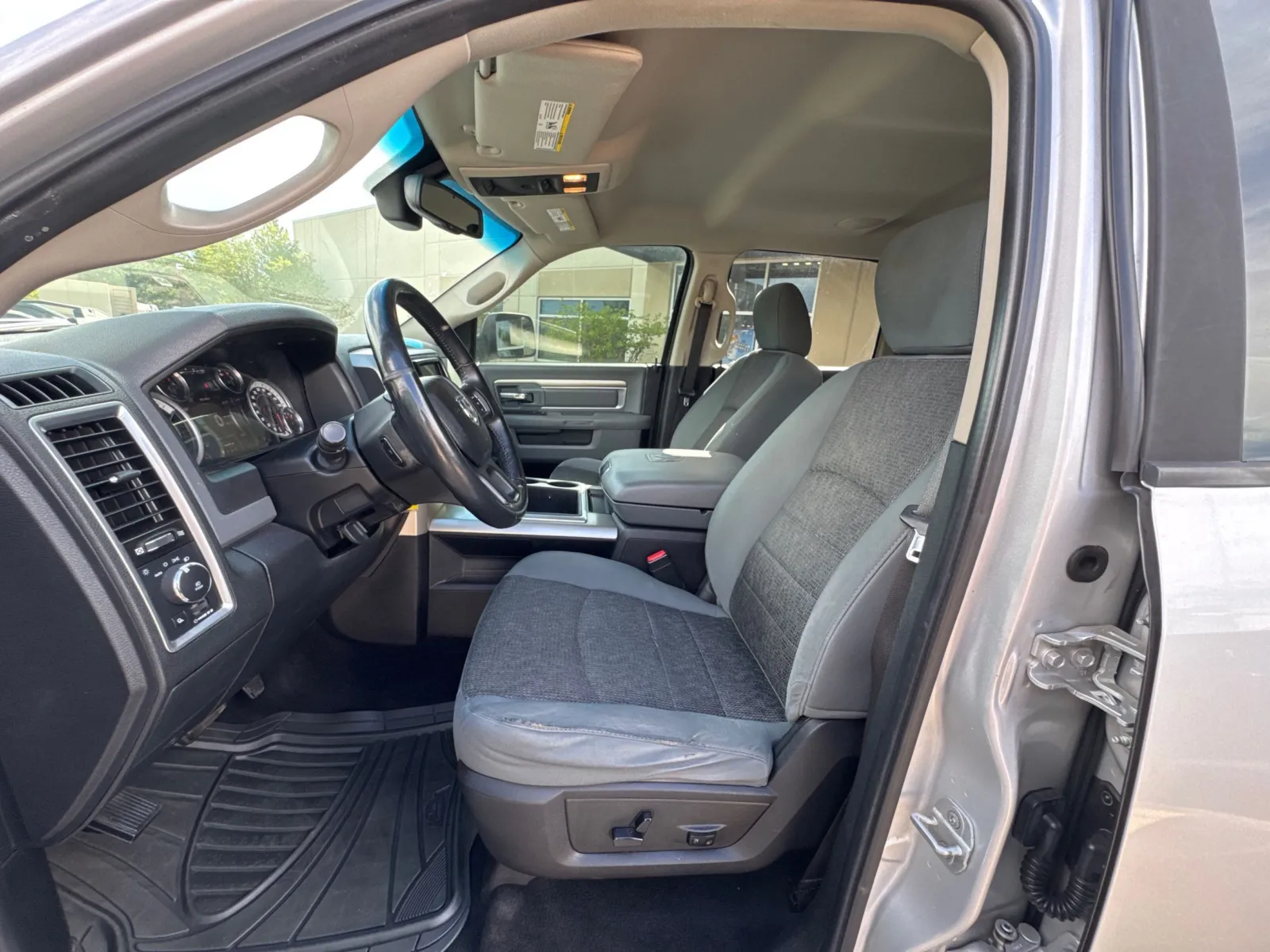 Ram 1500 photo 22