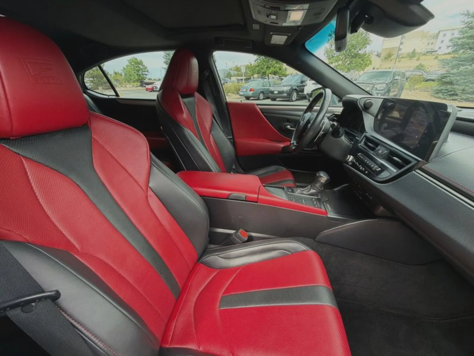 Lexus ES photo 16