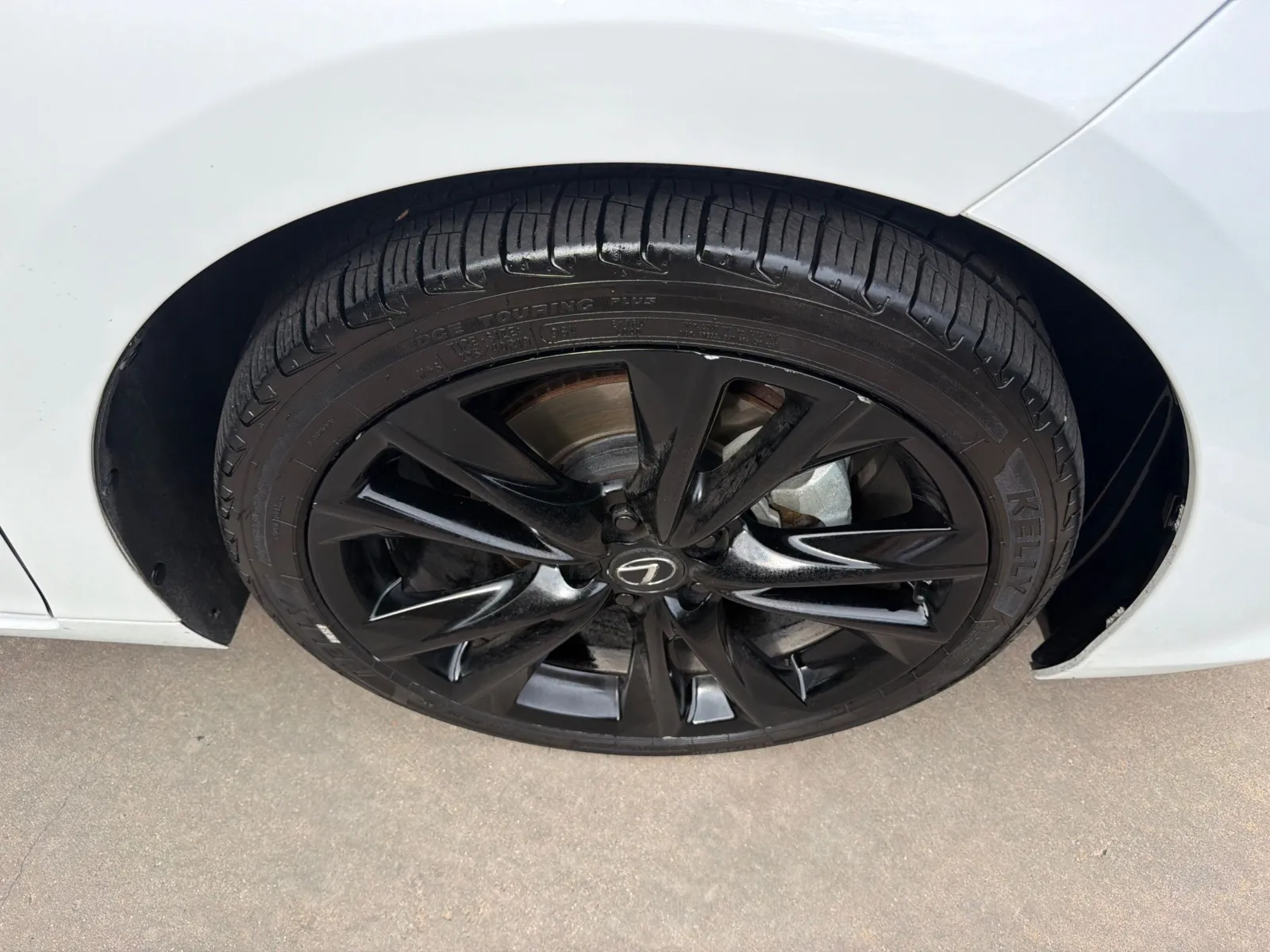 Lexus ES photo 12