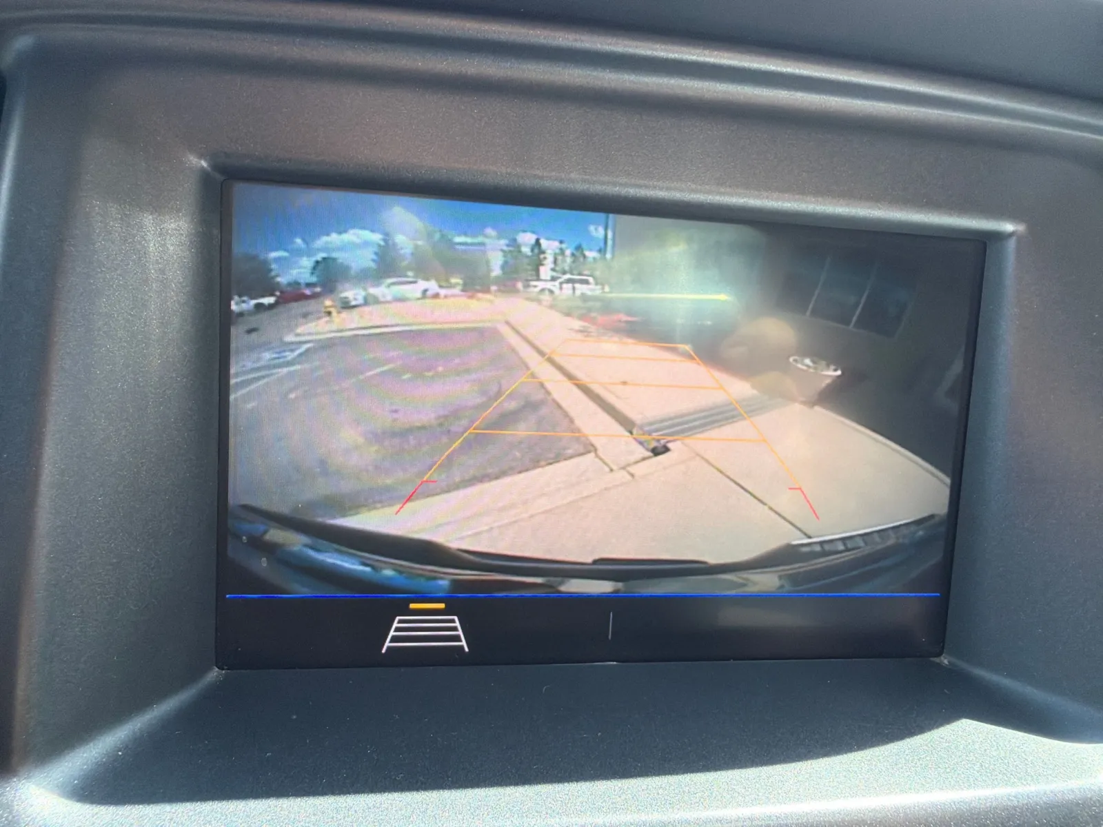 GMC Canyon photo 25