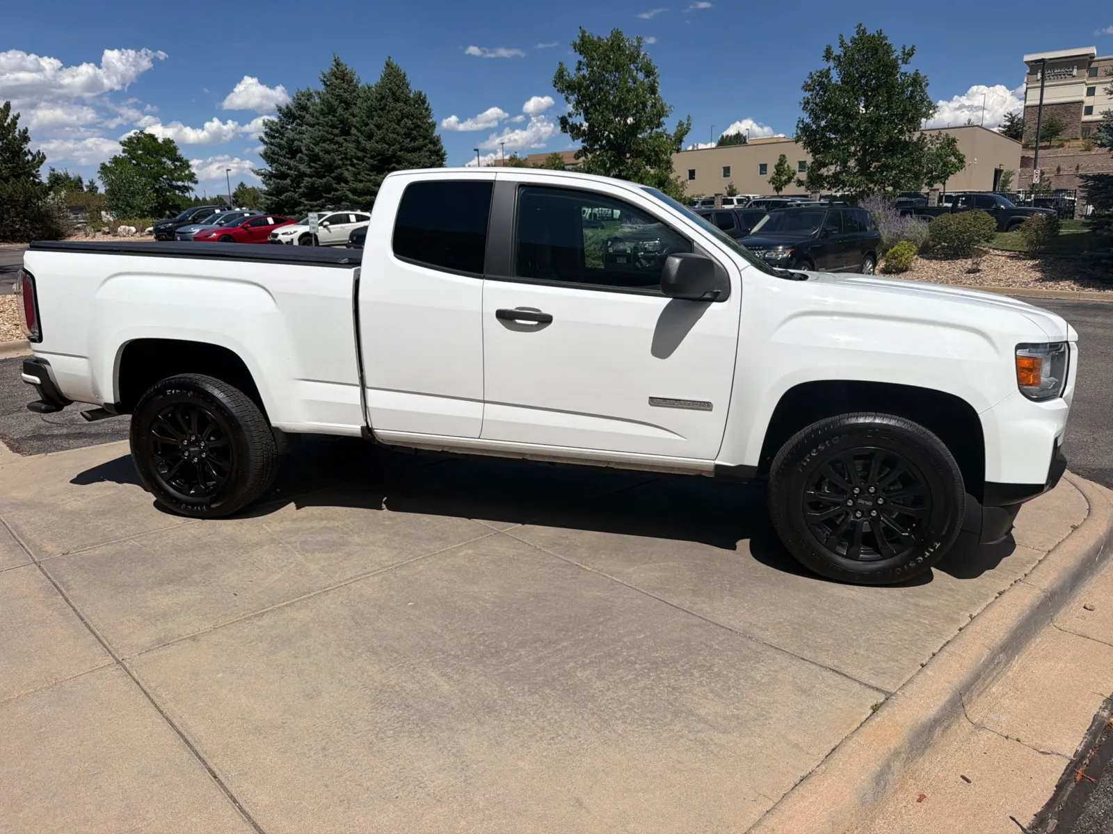 GMC Canyon photo 5
