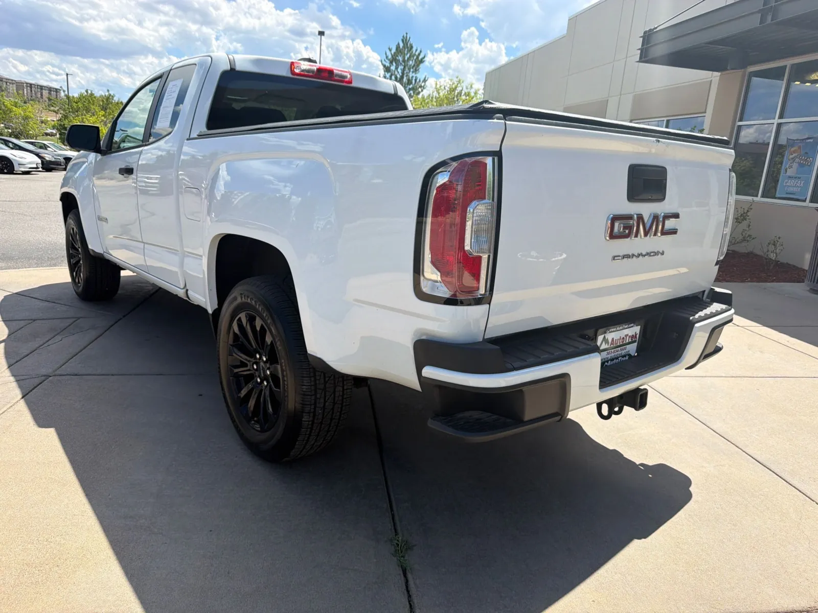 GMC Canyon photo 8